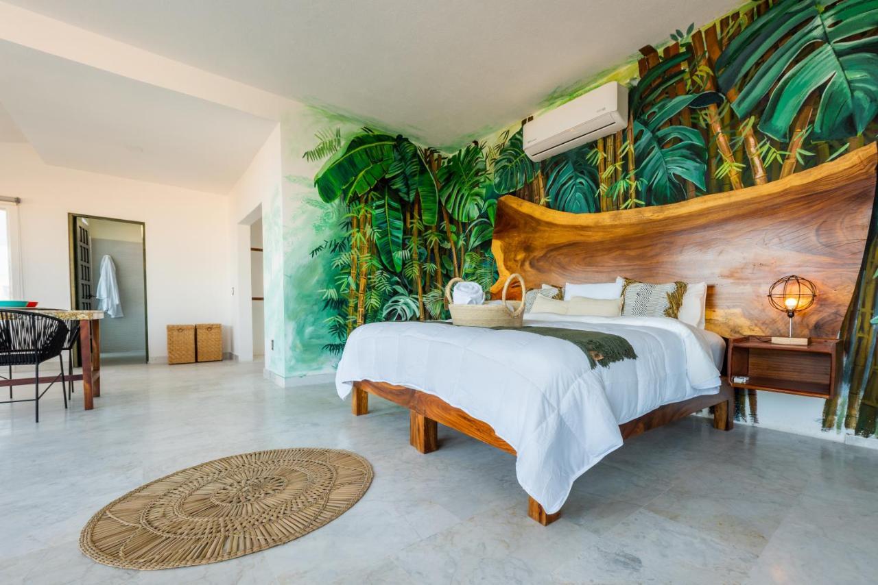 La Casa Blanca Aparthotel Puerto Vallarta Exterior photo