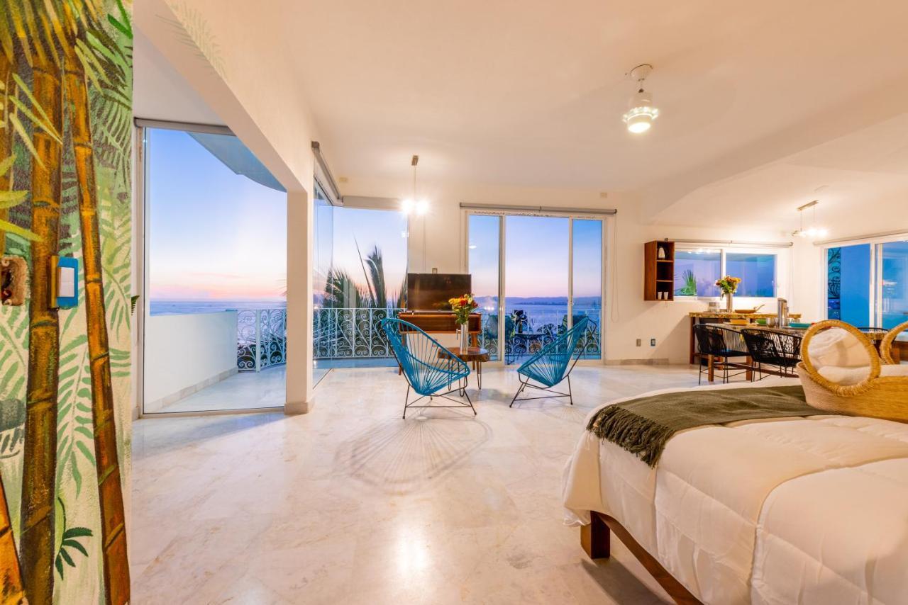 La Casa Blanca Aparthotel Puerto Vallarta Exterior photo